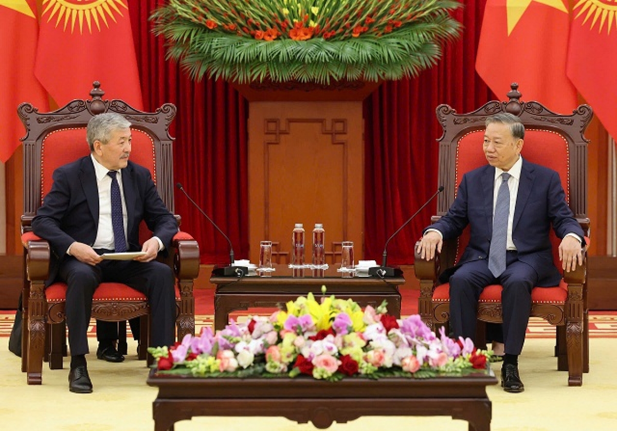 Pôa Tô Lâm, Kăn xiâm pơkuâ hnê cheăng Đảng hiăng tơdah Ngế pro xiâm hnê ngăn Kŏng hoa Kyrgyzstan