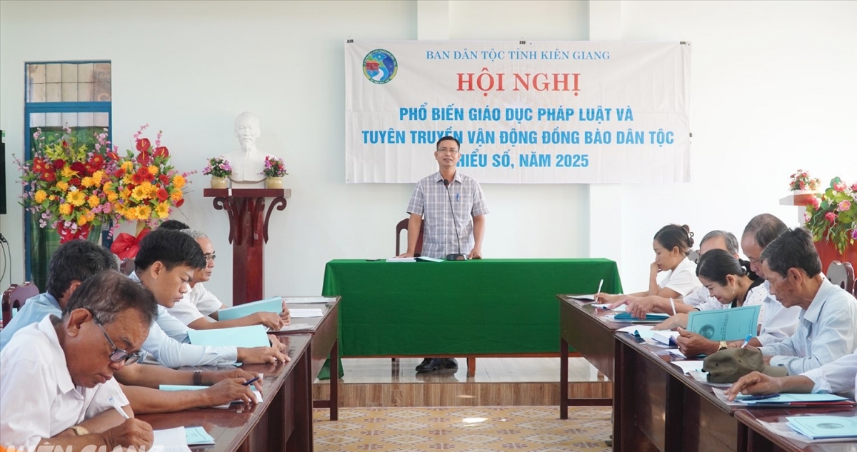 Phaok Yam ndok So bangsa saong Agama tinh Kien Giang pato hukum saong pathau khan, jak ba mikva bangsa takik