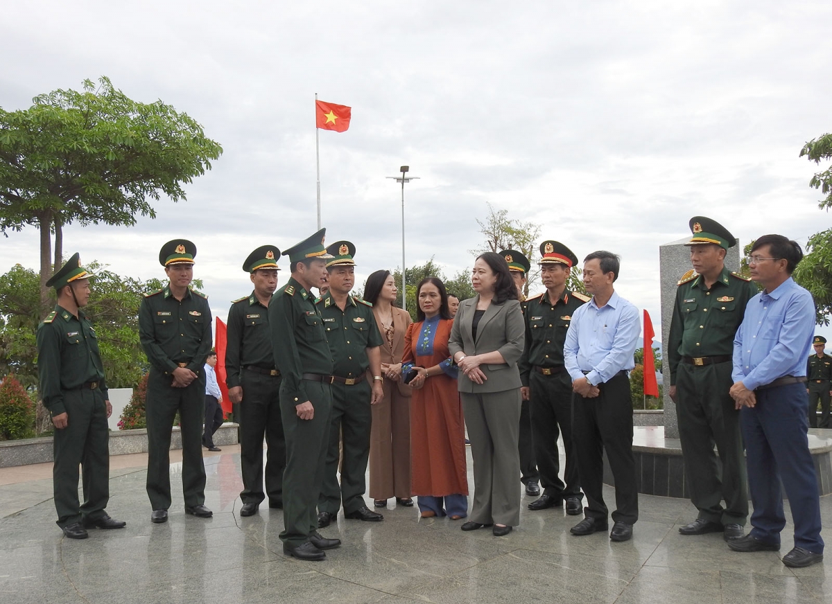 Jâ Võ Thị Ánh Xuân, Phŏ Kăn xiâm hnê ngăn tơnêi têa pôu ngăn teăn tâp hdró tíu tơkăng kong Viêt Nam – Lếo - Kul a cheăm Pờ Y, tơring Ngọc Hồi, kong pơlê Kon Tum tung mâu hâi khế 3 mê nah