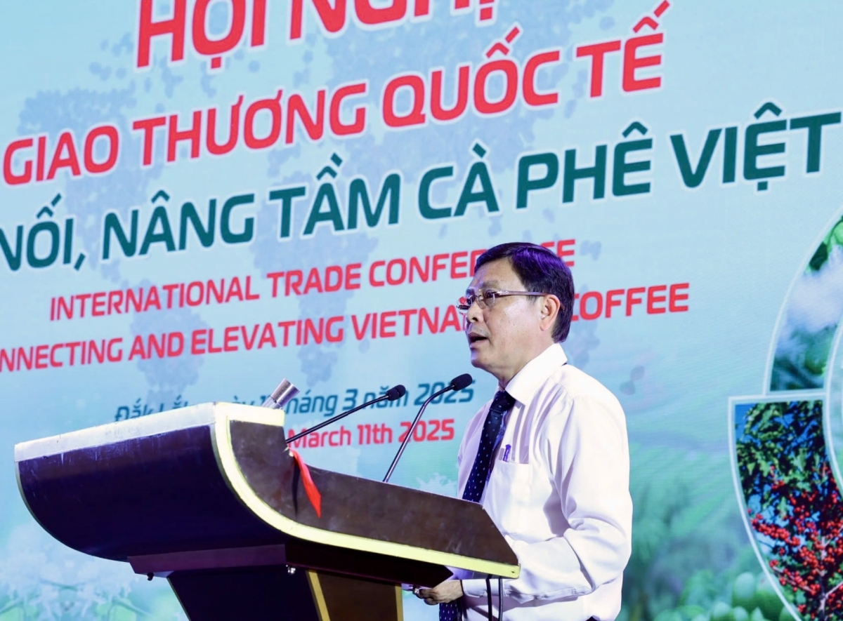 Kwang đơng lam bồ càr Dăk Lăk đơs sùm tus mờ broă lơh ngan bơh càr do dê tàm broă "Bơ̆t bơtàu Buôn Ma Thuột gơs tiah tus bơh kơphe dunia dê"
