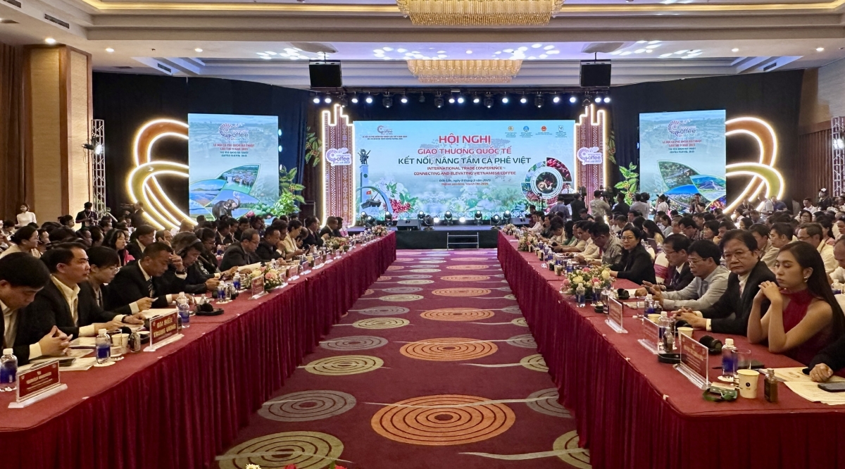 Rơlao 700 nă cau ala măt tus bơh ală ƀộ, gah lơh broă dà lơgar, kwang atbồ anih ala măt ală lơgar, kwang đơng lam ală càr, ƀòn dờng, mpồl lơh sa kă bro, mpồl lơh broă bal, ală cau tam pà tus bal pơrjum tơrbŏ bal kă bro phan-Tơnguh bơta bơkah bơh kơphe lơgar Việt Nam dê