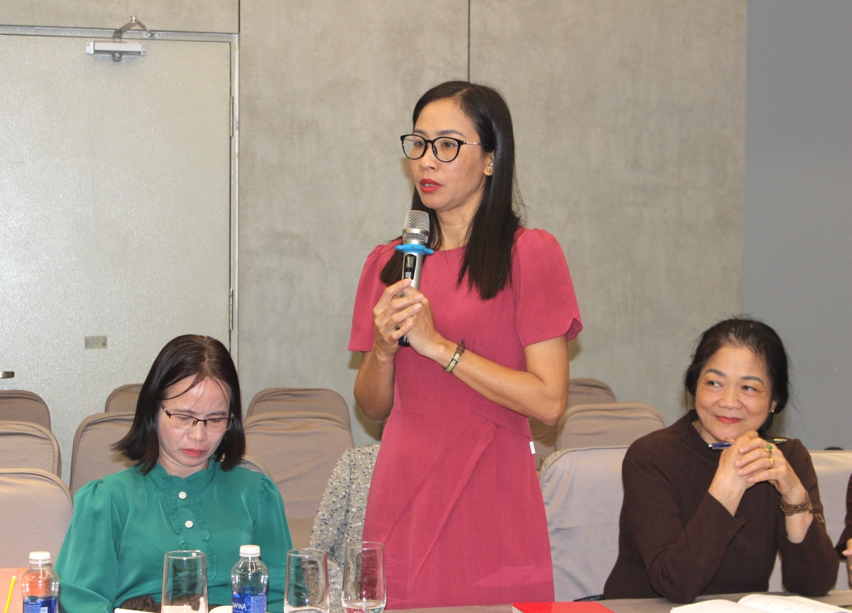 
Cau ùr Dăk Lăk “tă pơgồp jơnau đơs” ală broă lơh nàng sơlơ tơnguh tai gĭt geh bơta nùs nhơm bồ tơngoh cau ùr bơh tàm ƀòn lơgar