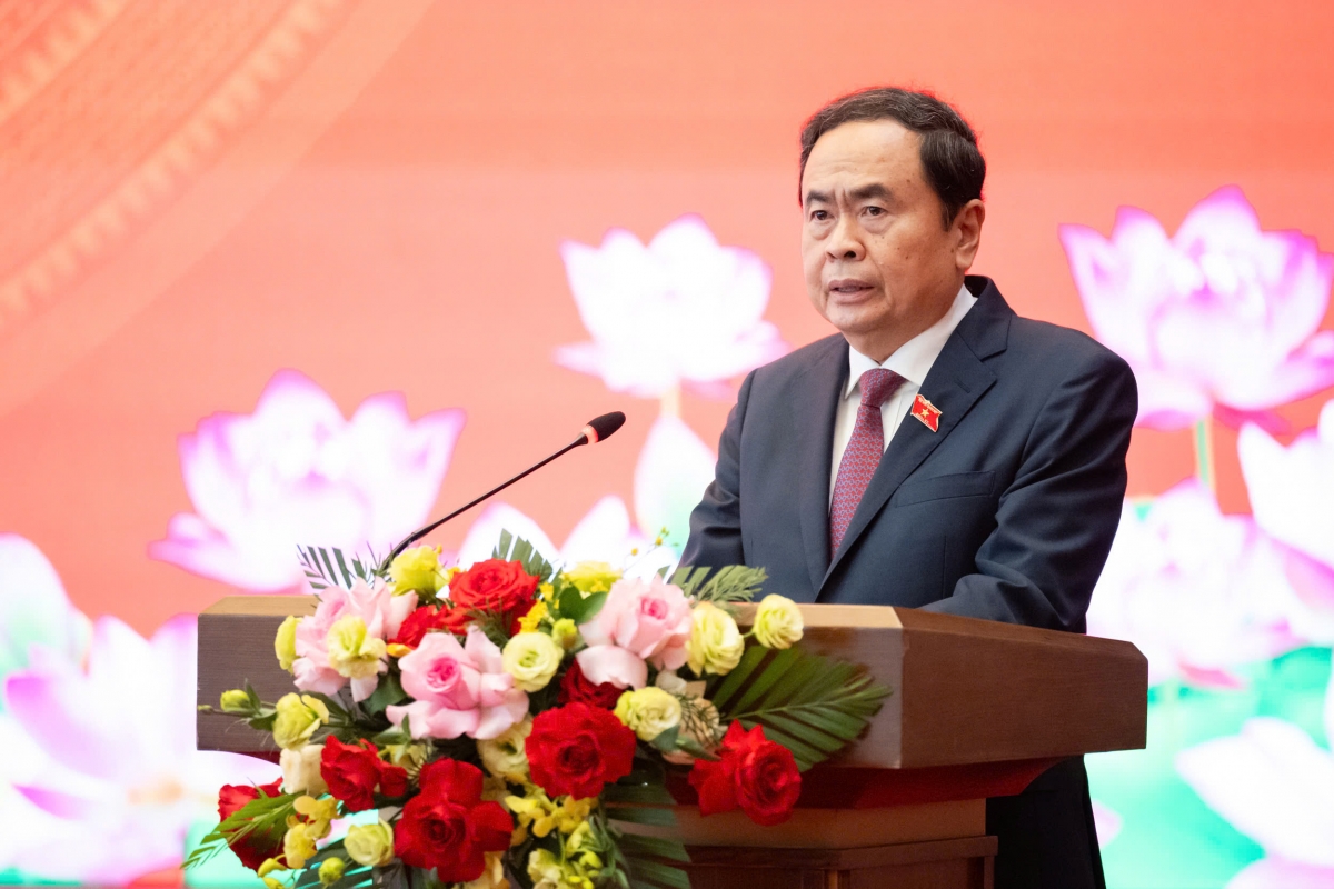 Khua git gai pơ ala mơnuih ƀôn sang dêh čar ơi Trần Thanh Mẫn đĭ pơhiăp git gai mông jơnum
