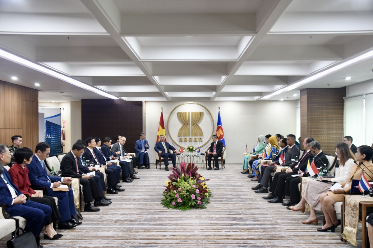 Tổng Ƀí thư ồng Tô Lâm lơh broă mờ Mpồl Lơh kơnòl broă sùm Asean