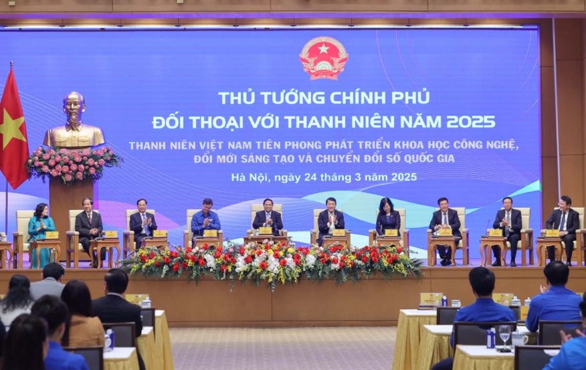 Thủ tướng Phạm Minh Chính iung pơma lơ̆m jơ pơma nuh