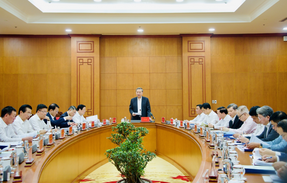  Tổng Ƀí thư ồng Tô Lâm đơs sồr lơh tàm pơrjum