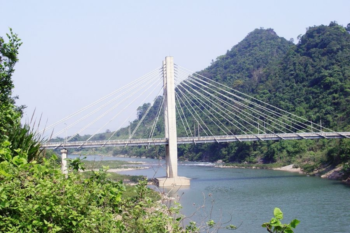 Poong dôông Đakrông ta bhrợ đanh lâh 20 c'moo âi. Cha nup: Báo Quảng Trị