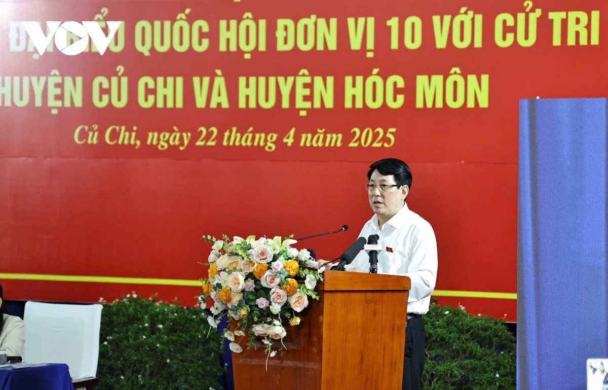 Chủ tịch nước Lương Cường phát biểu tại buổi tiếp xúc cử tri TP.HCM