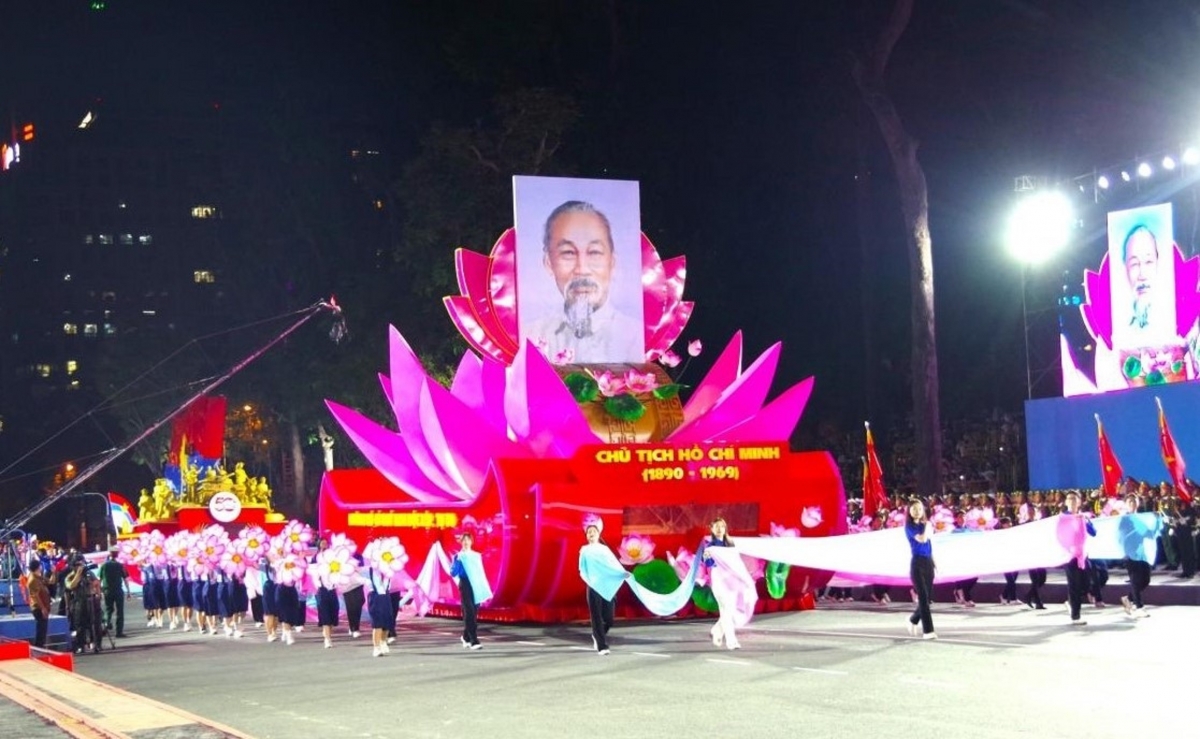 
Lêh tơbăt 50 sơnăm năr tơblah jơnei đei dôm tơdrong joh hơri sơng kơ kuh, dôm khôi juăt kơ Đảng păng Teh đak, tơdrong pơtơ̆p pơrok đơ̆ng khul linh păng kon pơlei