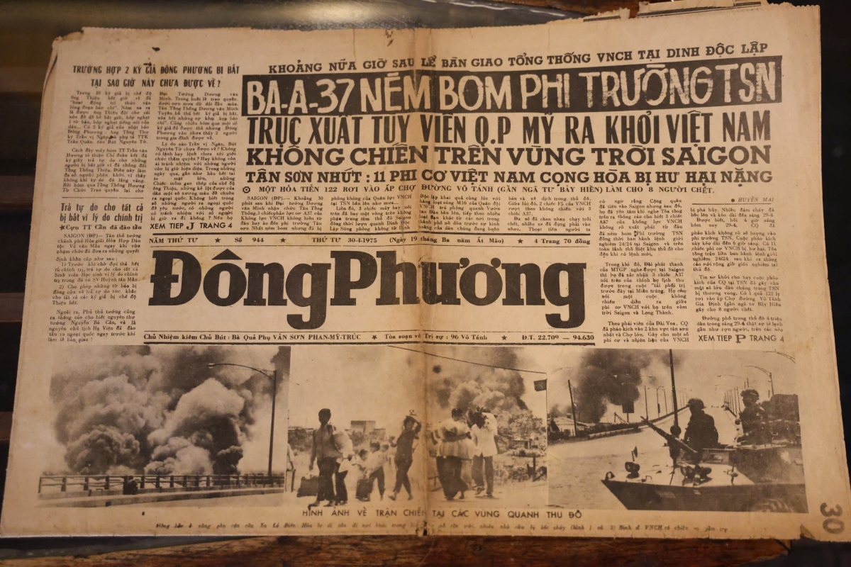 Báo Đông Phương số ra ngày 30-4-1975