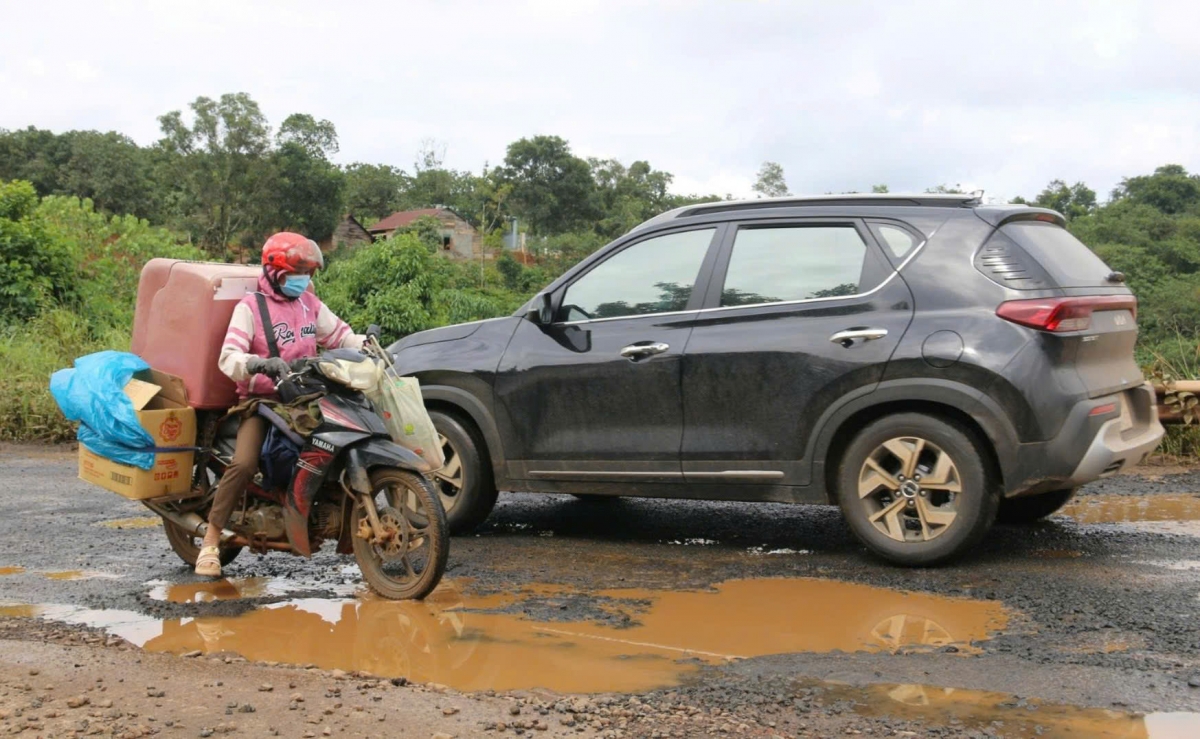 Gơl gùng bŏ bil tŭ trồ mìu