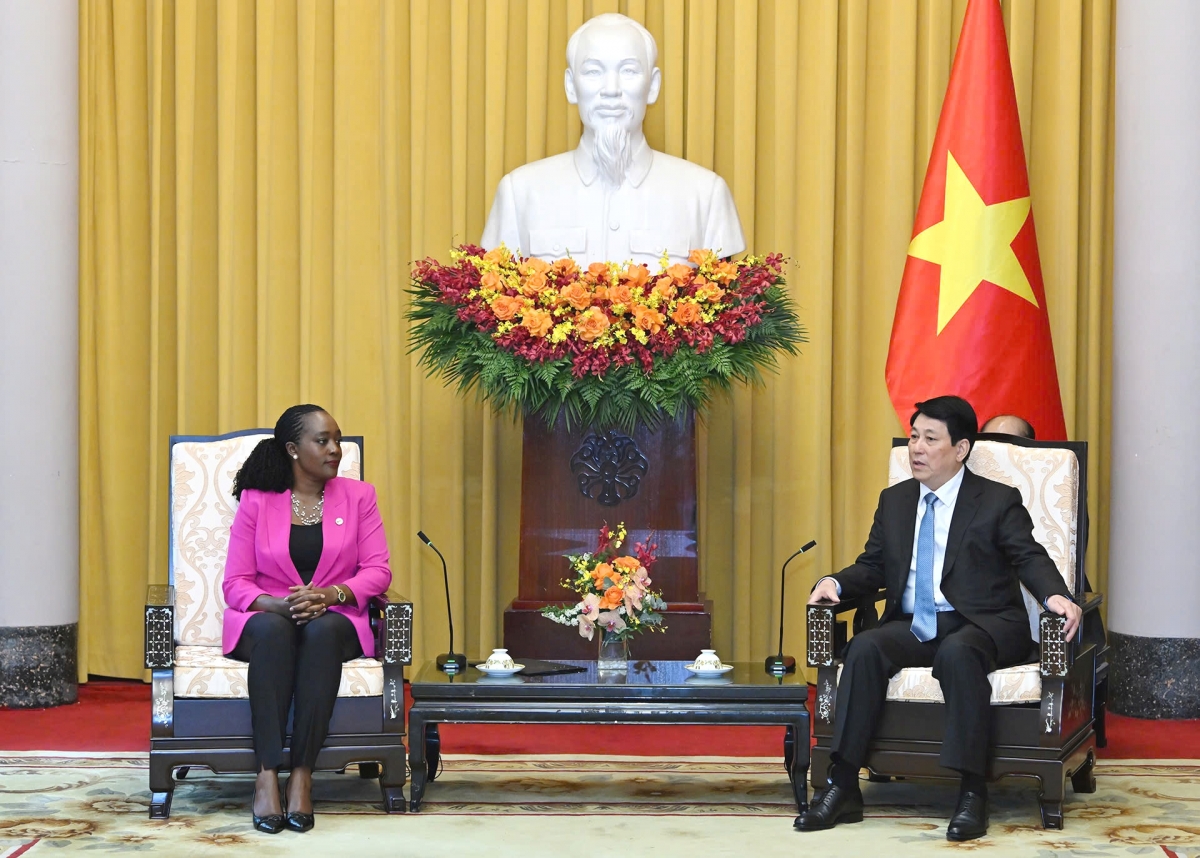 - Khua lăn čar Lương Cường drông leh Khua phŭn bruă Lĭng kahan Kenya, Aduôn Soipan Tuya