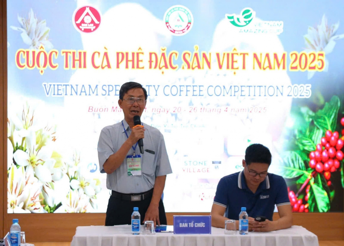 Hiệp hội cà phê Buôn Ma Thuột ƀư rơh uănh năl nglôch bôk năp rơh tâm rlong Cà phê ntoh lư Việt Nam 2025.