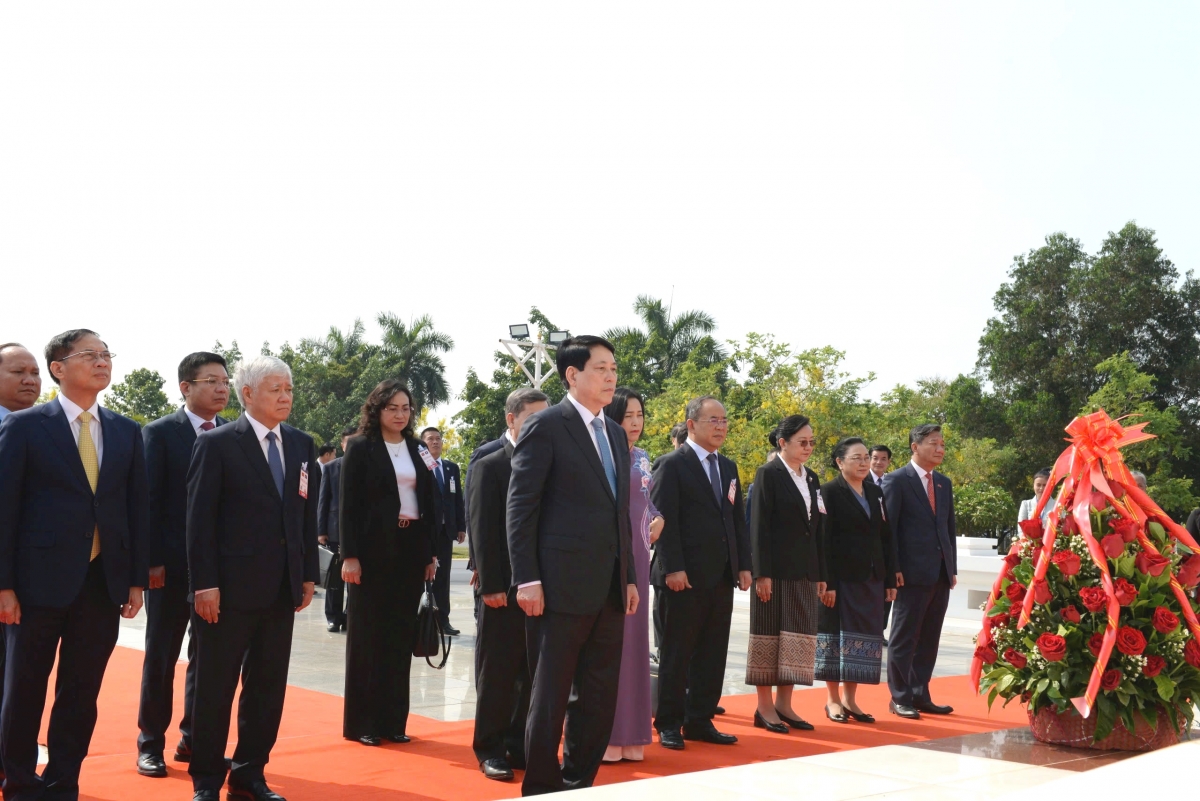 Pôa Lương Cường, Kăn xiâm hnê ngăn tơnêi têa pleăng reăng tơbâ kăn xiâm hnê ngăn pôa Kaysone Phomvihane