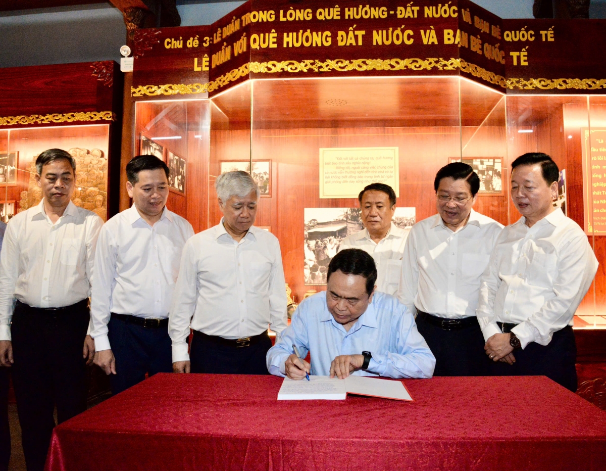 Pôa Trần Thanh Mẫn, Kăn xiâm hnê ngăn Kuô̆k hô̆i chêh tung hlá mơ-éa chôu vế