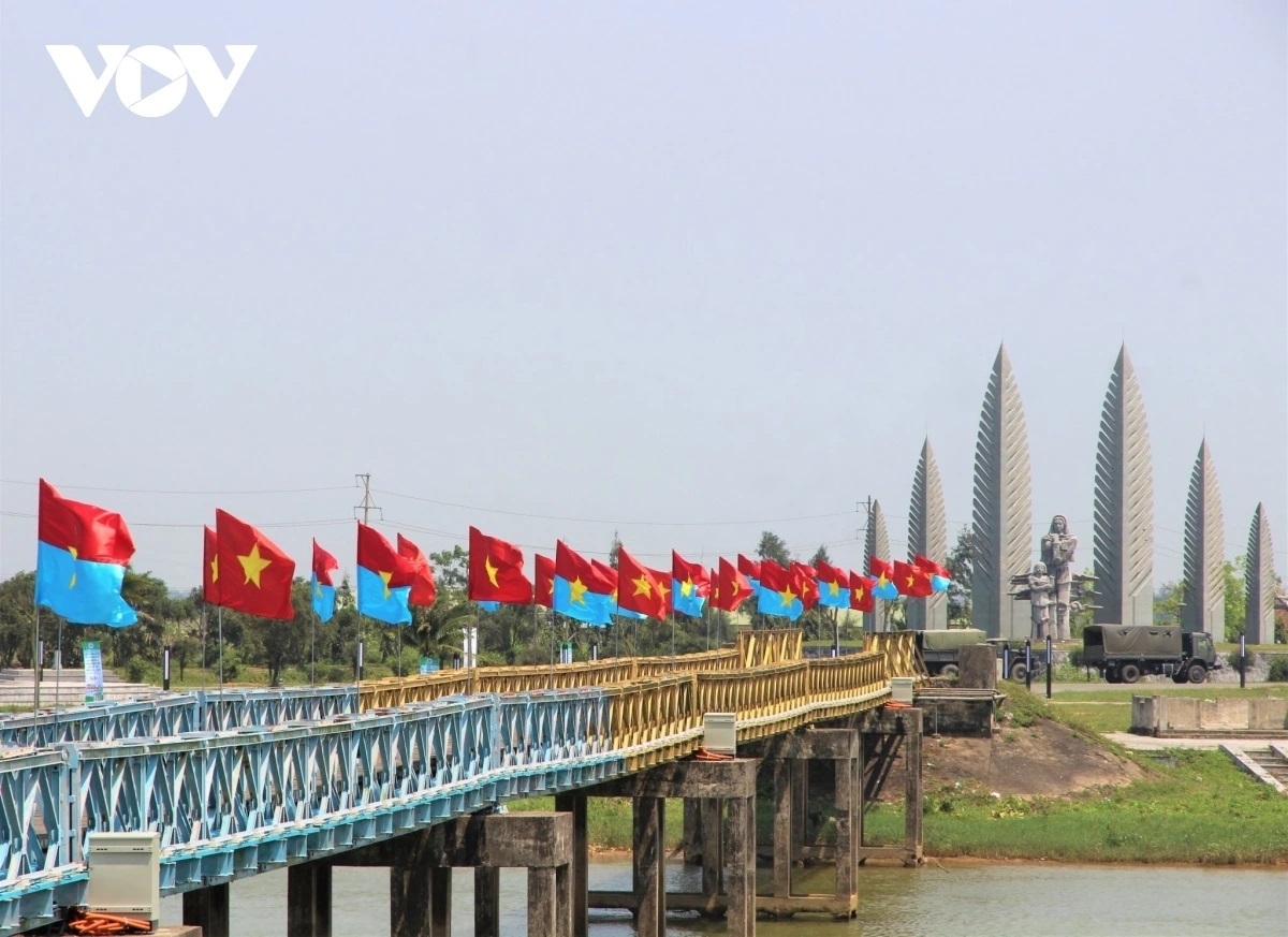 Cầu Hiền Lương-Bến Hải, tỉnh Quảng Trị