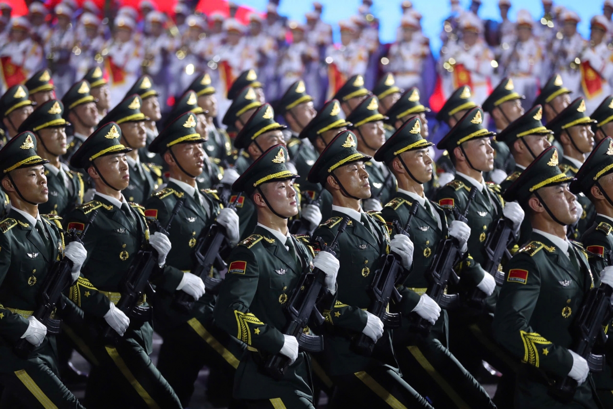 Tơdroăng leh kân lơ 30/4 veăng amê ai mâu lêng dêi khu lêng Sinuâ, Lếo ƀă Kul