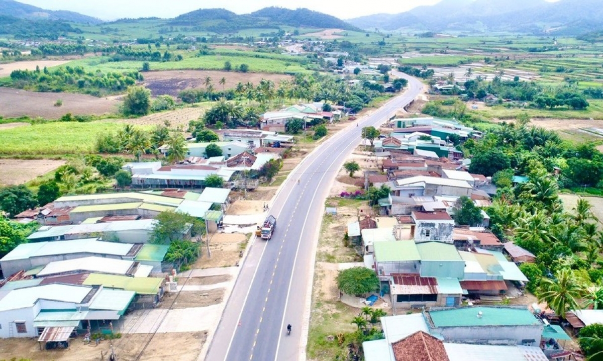 Broă lơh gùng rơndeh lòt mhar Pleiku - Quy Nhơn geh rơcang bơcri priă lơh tàm nam 2025 do mờ geh lơh song bal mờ gùng 19