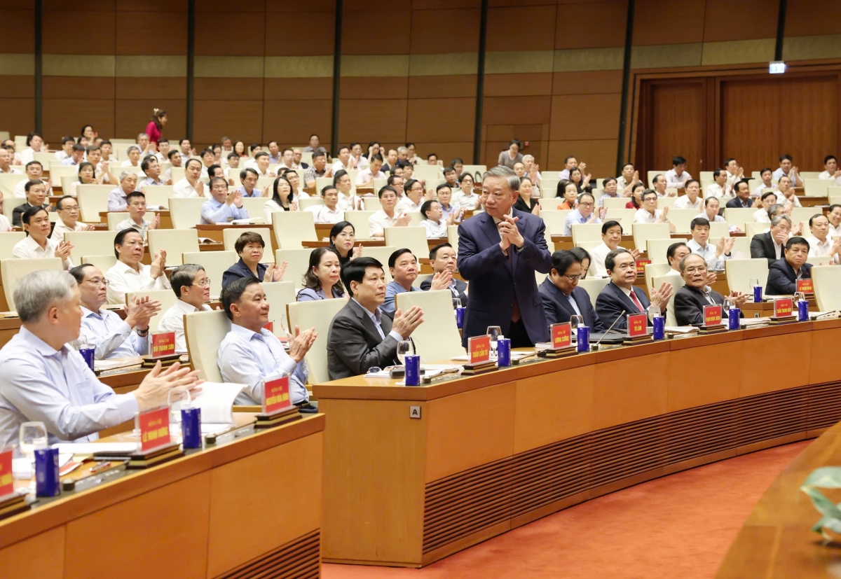 Tổng Bí thư Tô Lâm râng rơh rƀŭn nchră