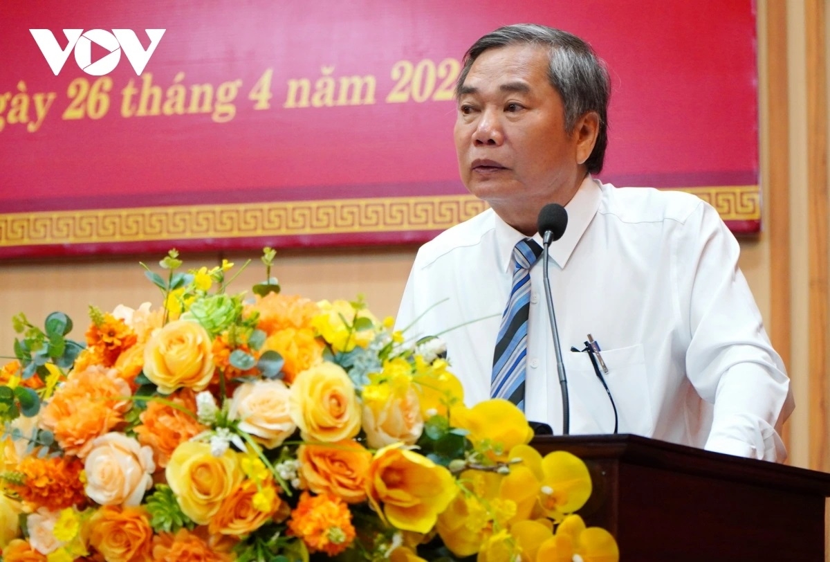 Ông Mai Văn Tư, Tổng Biên tập Báo Quảng Nam và Đài PT-TH Quảng Nam phát biểu nhận nhiệm vụ.