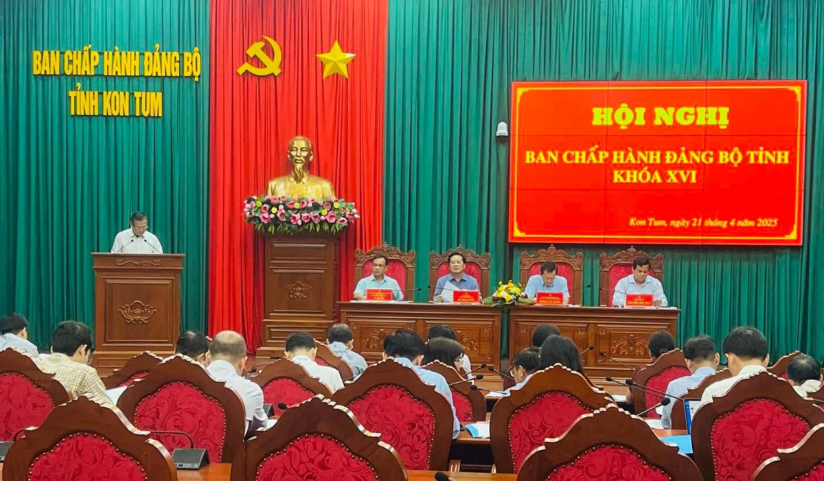 Pơrjum Mpồl Duh broă Đảng ƀộ càr Kon Tum khoă XVI bơyai bè Ală jơnau neh lơh nền, broă rơndăp lơh rơndăp tăp sèng mpồl lơh broă sră pơ àr gơnoar ătbồ kâp càr, kâp sàh