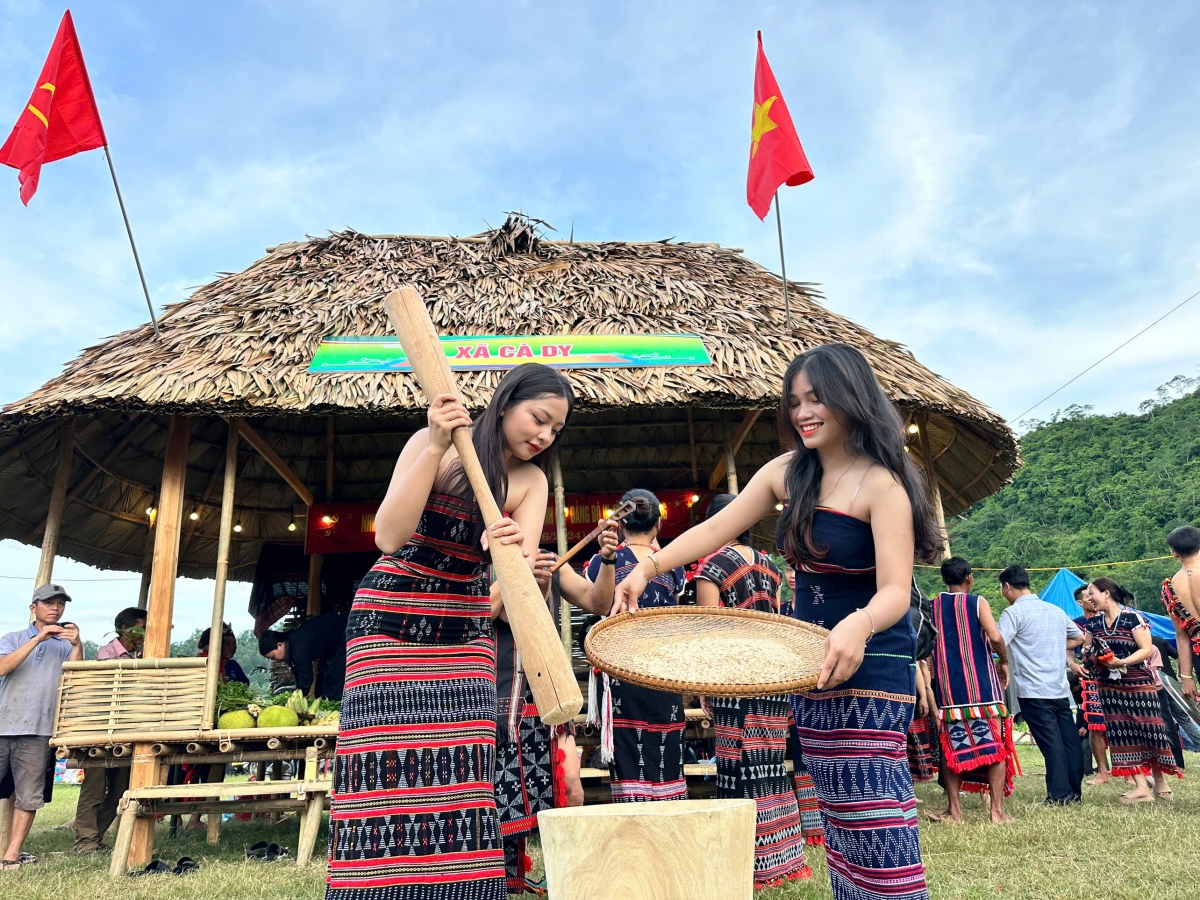 Lễ hội của đồng bào Cơ Tu ở xã Cà Dy, huyện Nam Giang