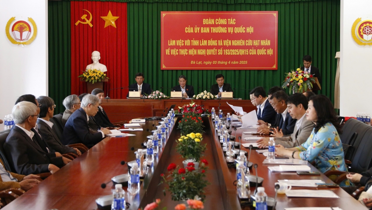 Phó Củ tịc Quôk hội ồng Nguyễn Đức Hải lơh broă mờ Anih duh broă Làng bol càr Lâm Đồng