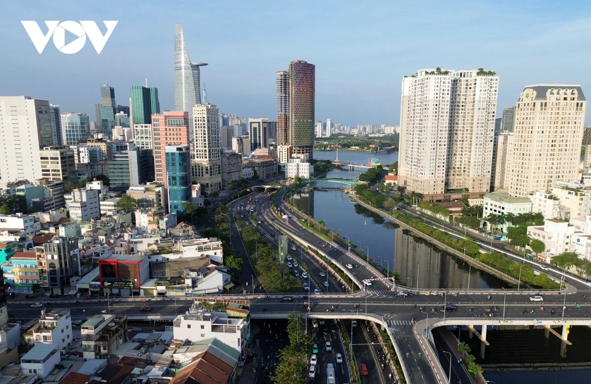 Rah tui jalan praong Võ Văn Kiệt lac dom ban bahrau, labik daok rahra bahrau, daong peih praong labik ban di Ban raya Ho Chi Minh.