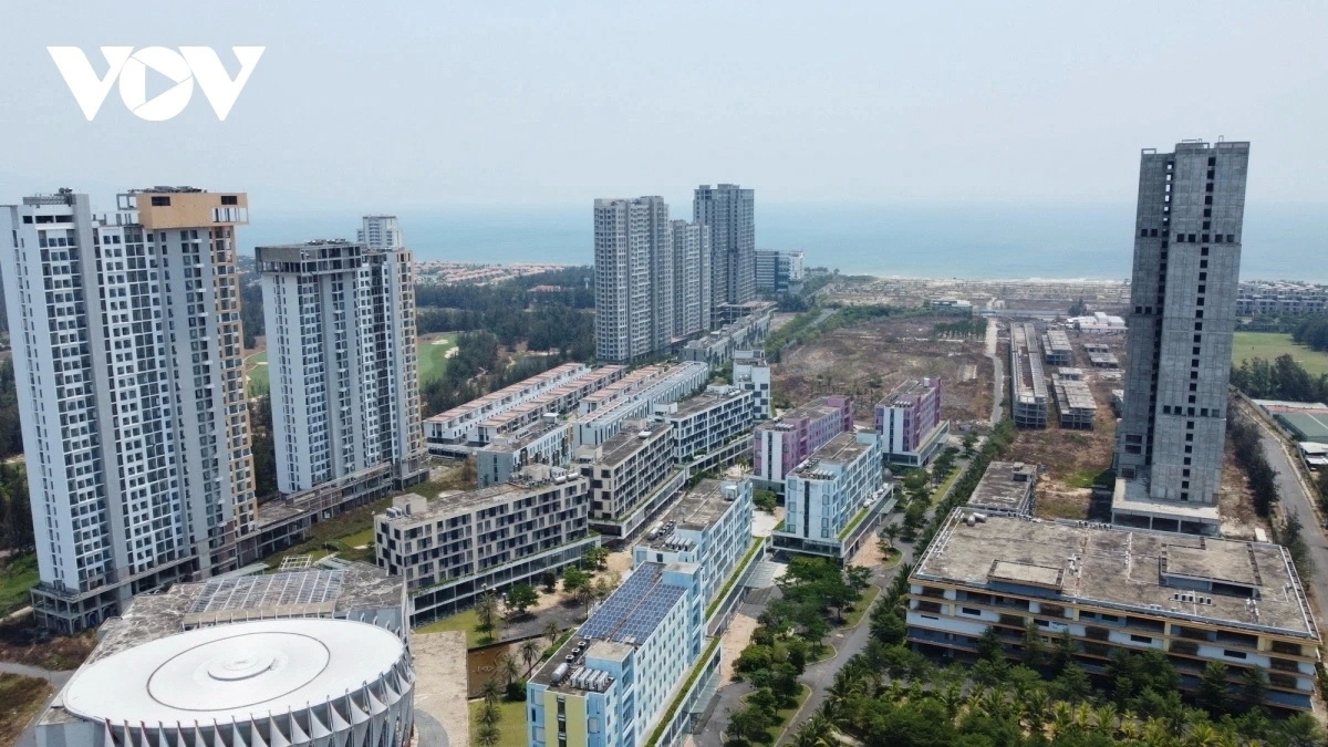 Thành phố Đà Nẵng tập trung tháo gỡ vướng mắc dự án, đất đai để đảm bảo
tăng trưởng 2 con số