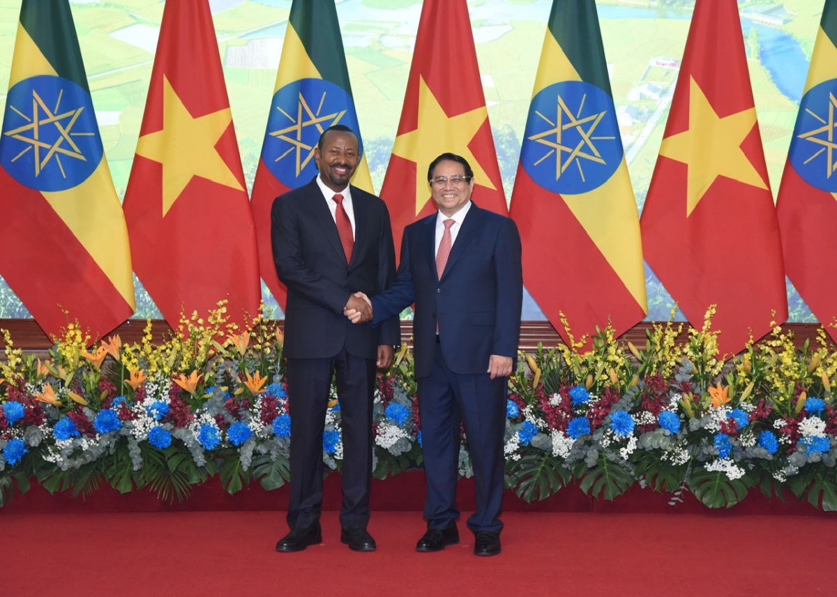 Thủ tướng ồng Phạm Minh Chính mờ Thủ tướng Ethiopia ồng Abiy Ahmed Ali