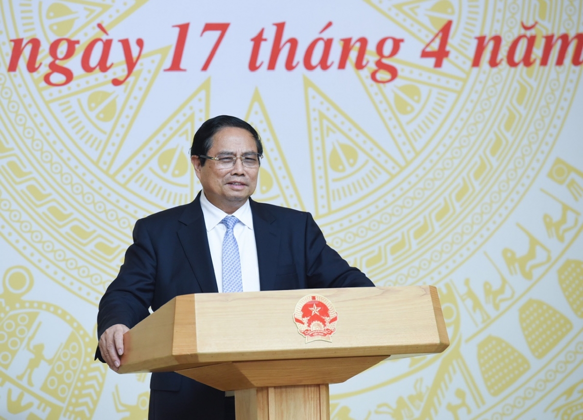 Thủ tướng ồng Phạm Minh Chính đơs tàm dar pơrjum