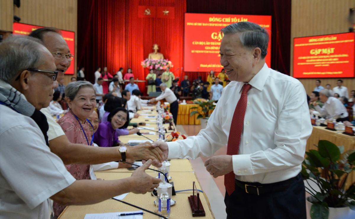 Khua gĭt gai Đảng Tô Lâm bi tuôm hŏng knuă druh cách mạng