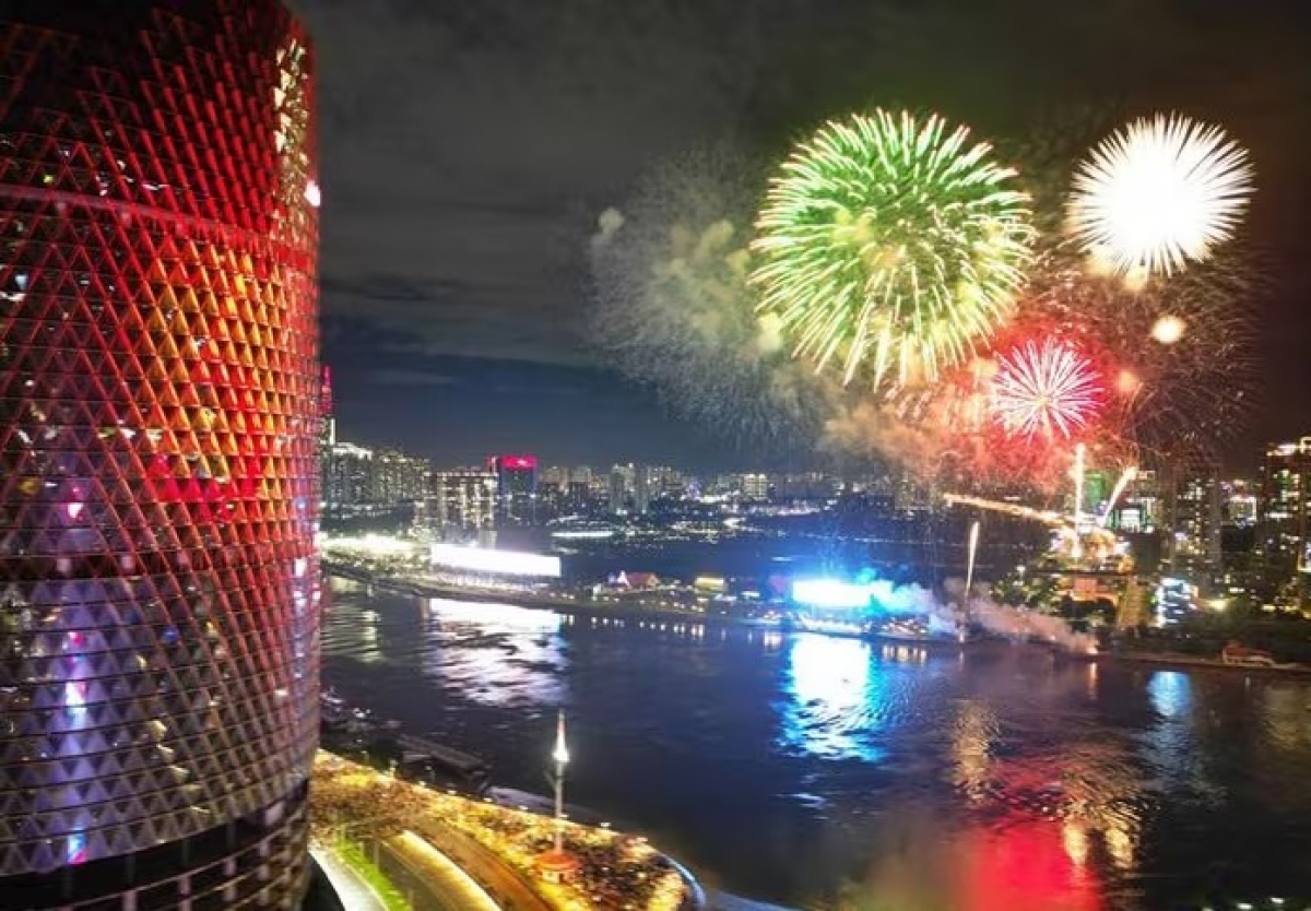 
Pơlei Hồ Chí Minh pơgơ̆r 30 anih pơnah kơmlăi pơkao ăn kon pơlei lăng