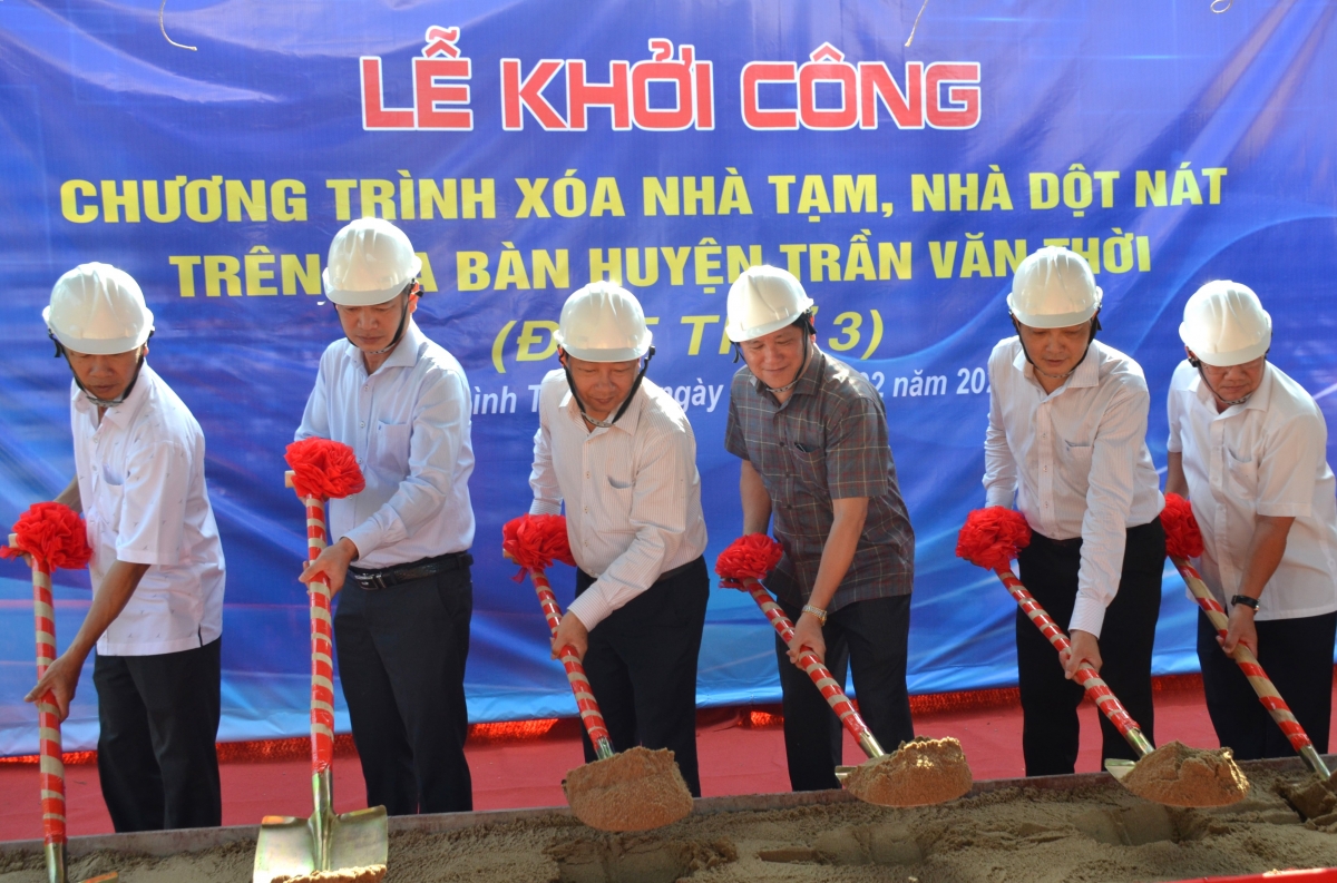 Tỉnh Cà Mau đã khởi công hơn 3.400 căn nhà trong chương trình xóa nhà tạm, dột nát