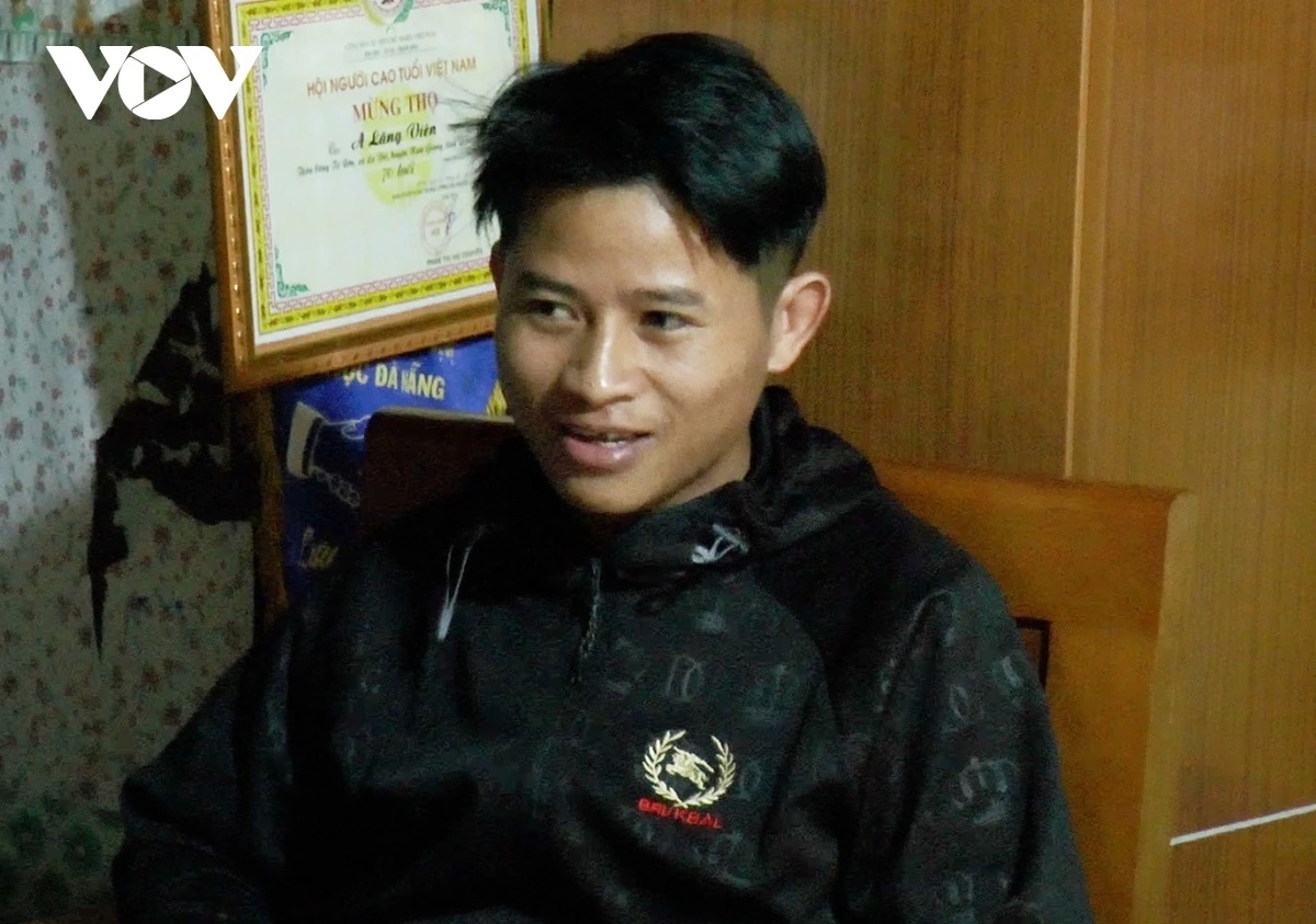 Nhờ đi lao động ở nước ngoài, anh Tơ Ngôl Như có tiền gửi về cho gia đình trang trải cuộc sống