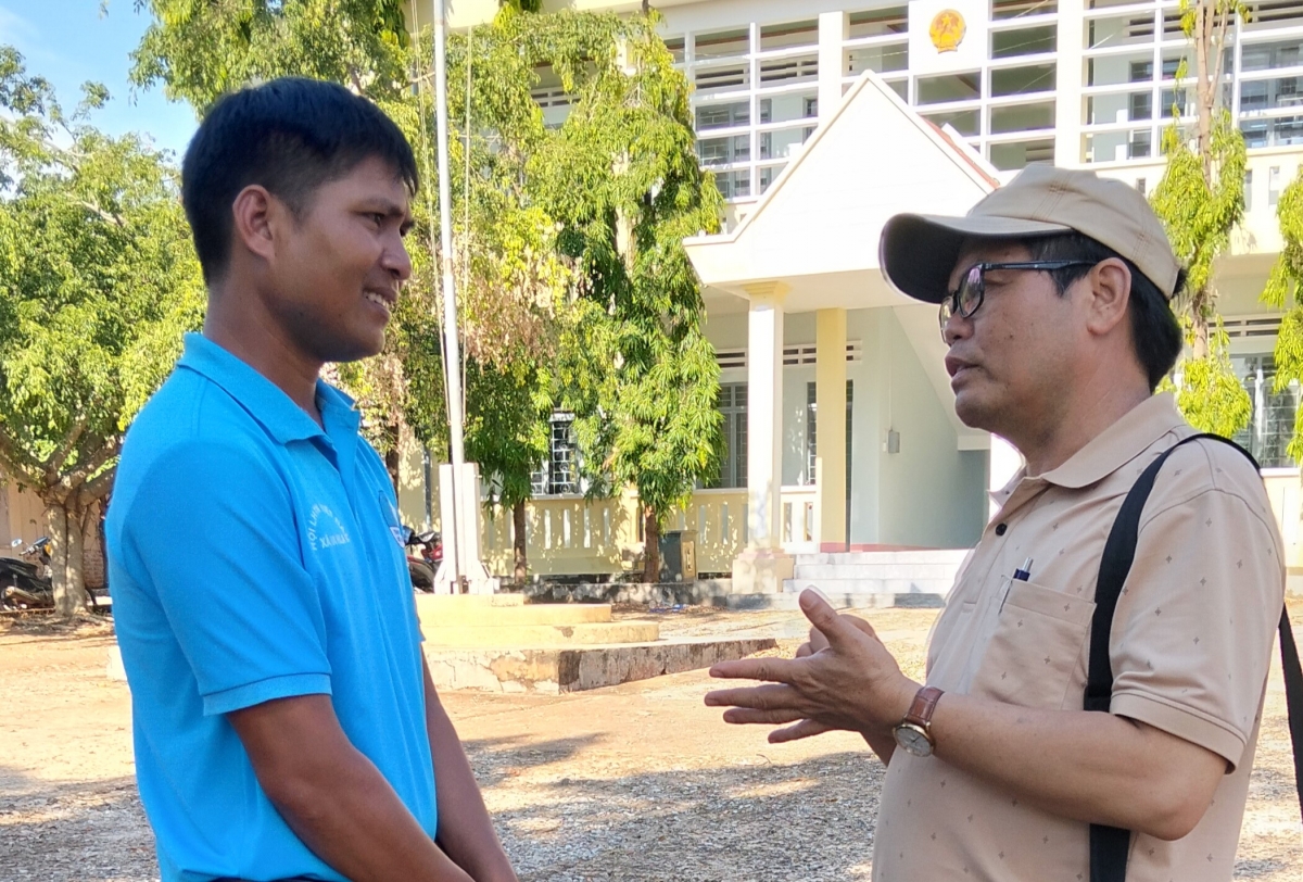 ‘Nhŏng Kpuih Rung – Bí thư Đoàn xăh Ia Hla, apŭng Chư Pưh