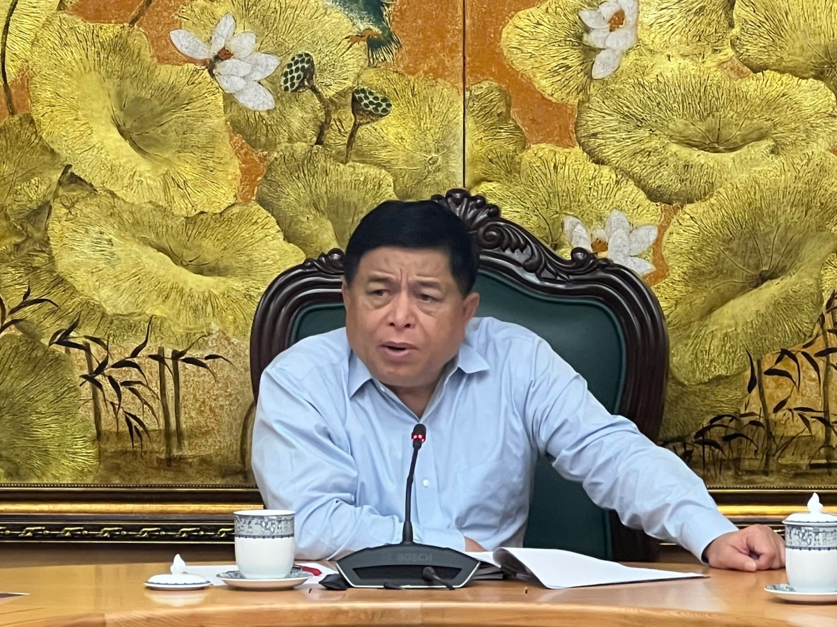 Pôa Nguyễn Chí Dũng, Phŏ Ngế pro xiâm hnê ngăn tơnêi têa pơkuâ po rôh hôp