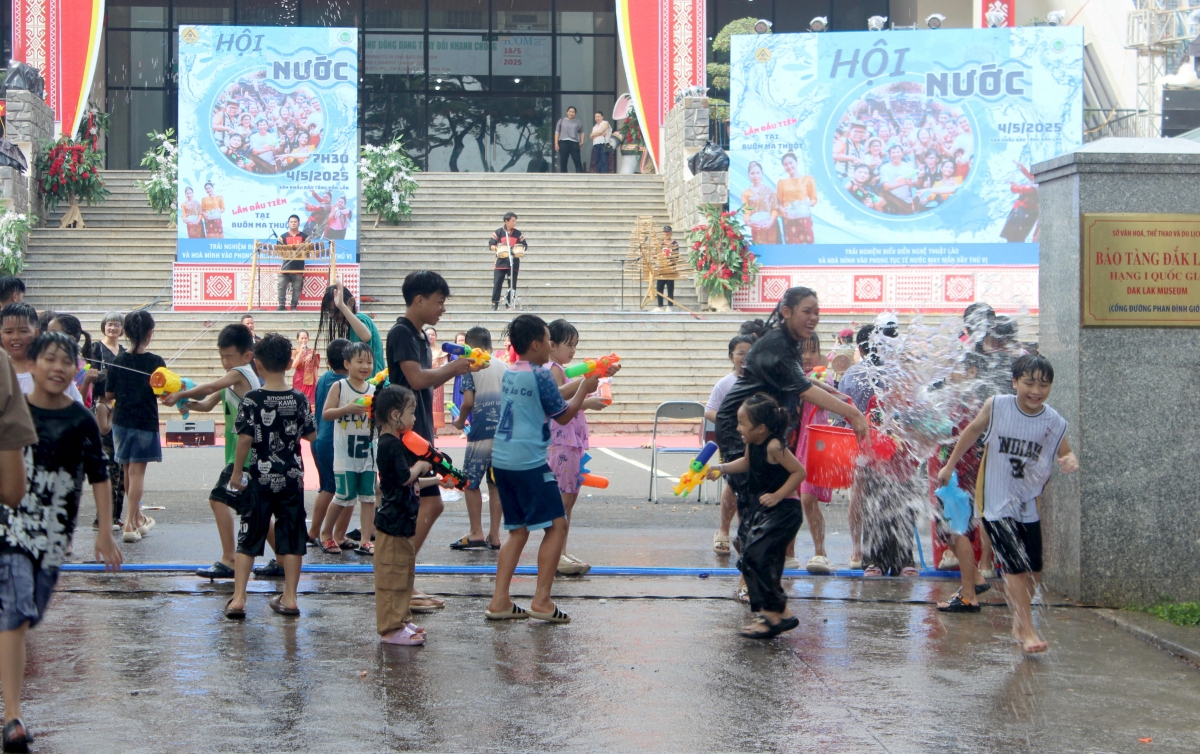 Mơdĭng kơxế têa xah hêi ro tung dế pơlê kong kơdrâm