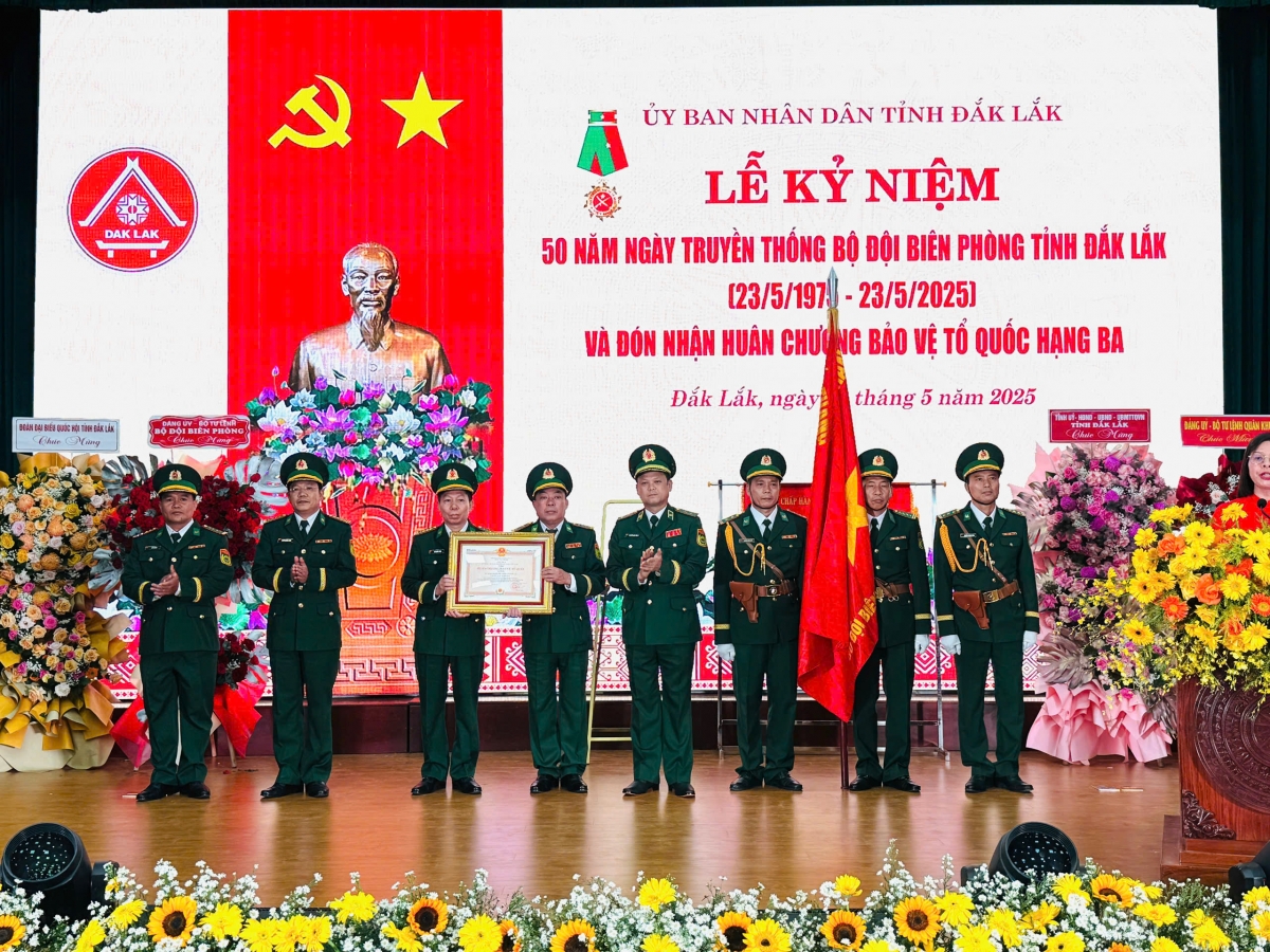 Ling tơhan wai pơgang guai tơring čar Dak Lak pơ-ư ang čơkă mă Miđai wai pơgang lŏn ia mrô III