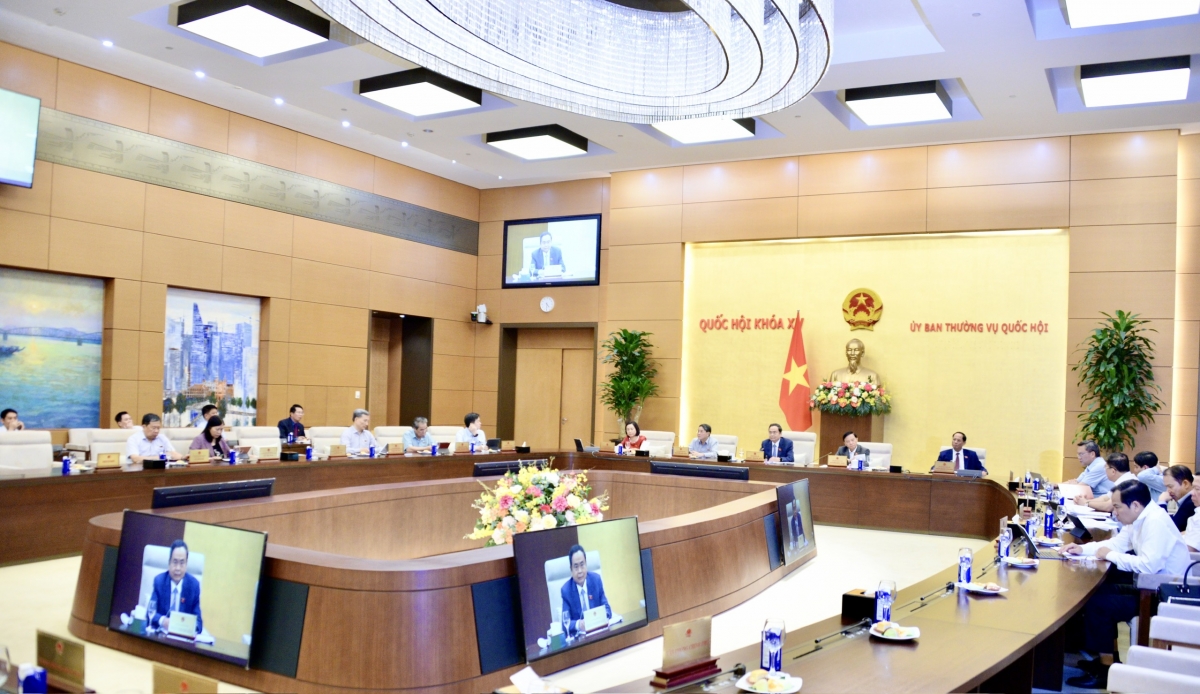Kruanh Quốc hội Trần Thanh Mẫn ƀư tơm rơh rƀŭn