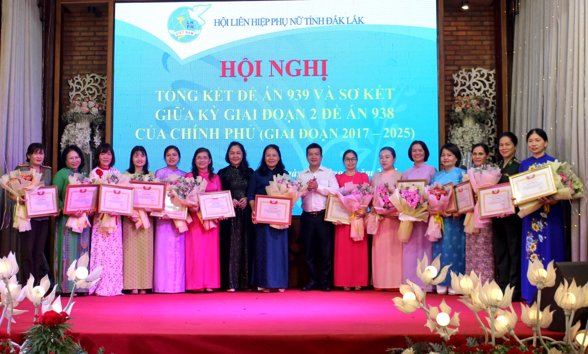 Kheăn kơdeăn mâu khu pú hên, ngế krê ki kơhnâ rơkê tung pêi pro mâu tơdroăng tơkêa bro