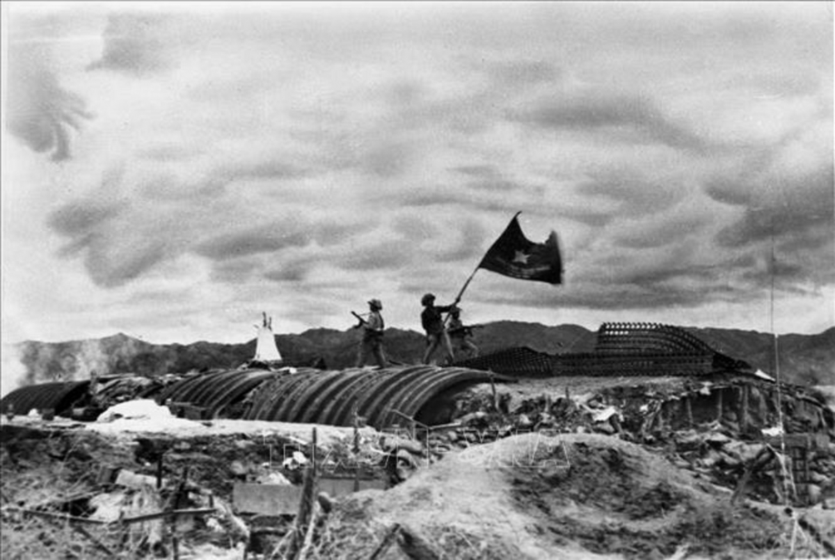 Khul linh tơblăh rơngei hơvât hla kơ iŏk Jơnei Điện Biên phủ 1954
