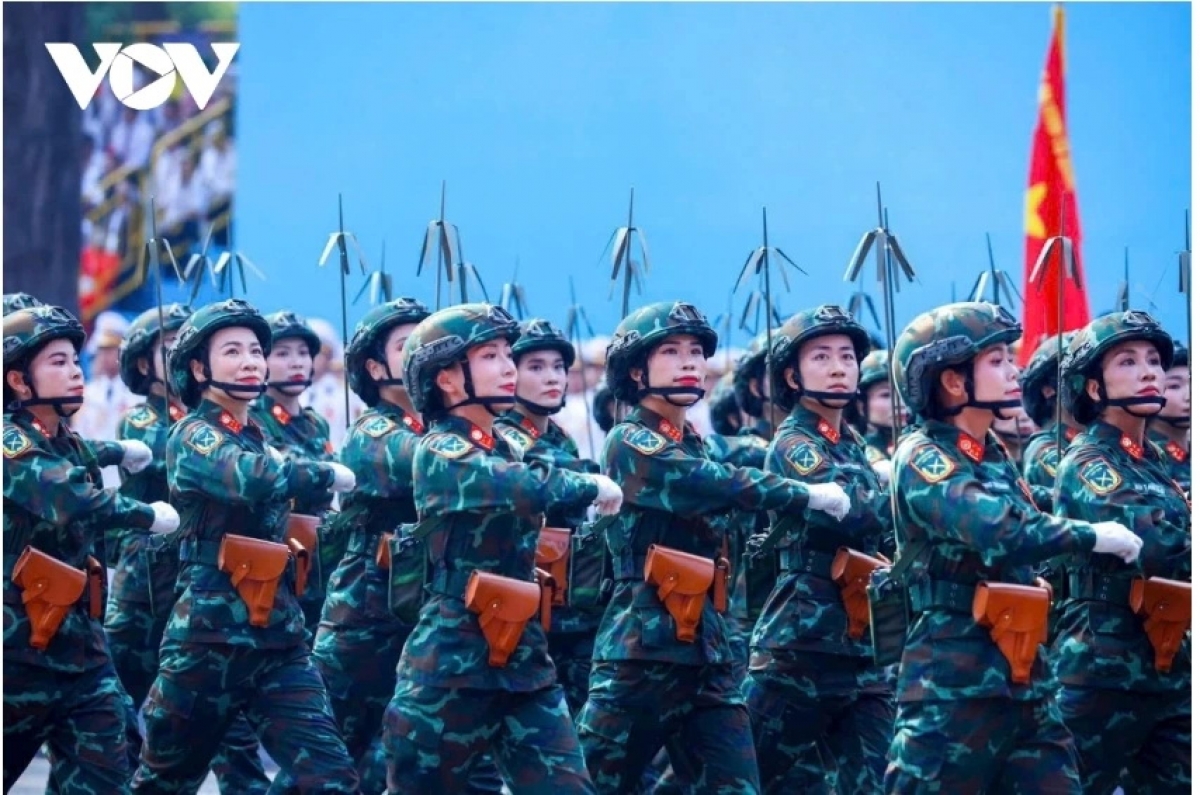 Diểu binh, diễu hành bêl 50 c'moo pa chô miền Nam, pa zum K'tiêc k'ruung