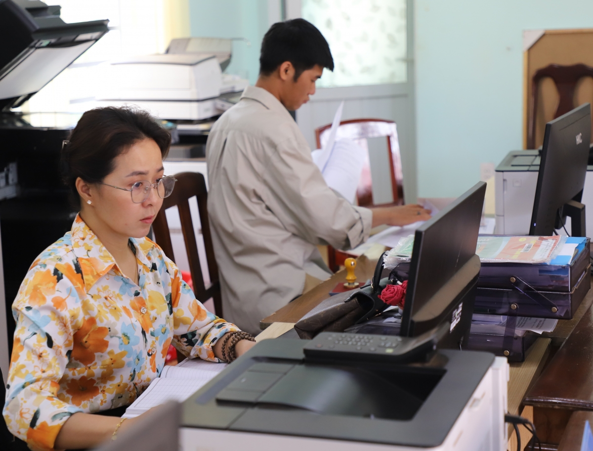 Bơi 2.000 cán bộ, công chức, viên chức n’hanh nuĭh pah kan ta n’gor Dak Nông nông hăn Đà Lạt pah kan jêh nglăp nsum n’gor mhe
 