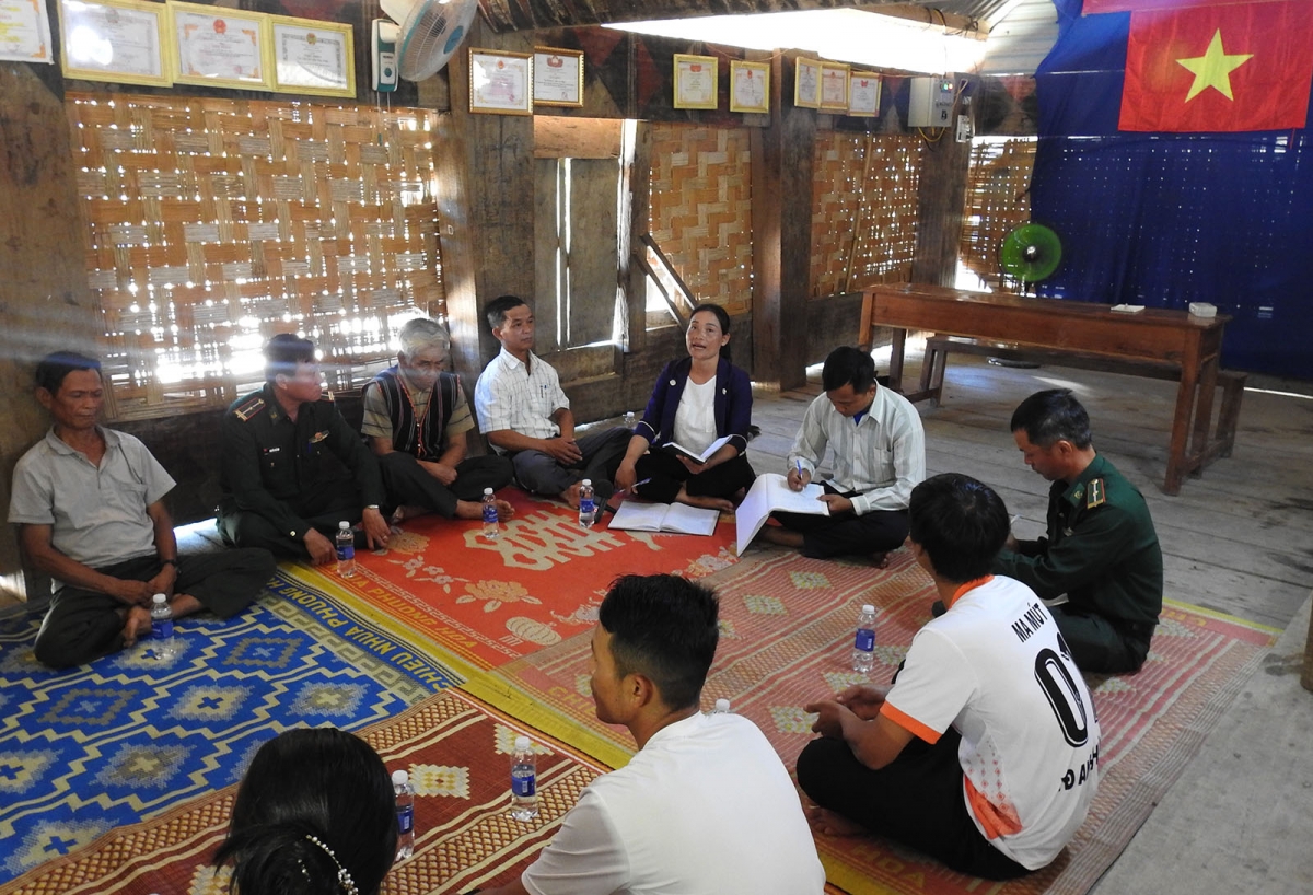 Jơnum mơng grup Ping gah plơi Dục Nhầy 1, să Đăk Dục, tơring glông Ngọc Hồi