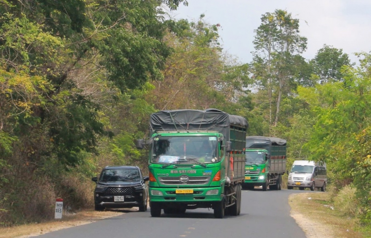 Črăn găn Kual Pơgang glai klô Ea Sô, tơring glông Ea Kar, tơring čar Dak Lak khă phrâo dưi pơkra glăi samơ̆ ƀu prong đơi ôh, añep biă.