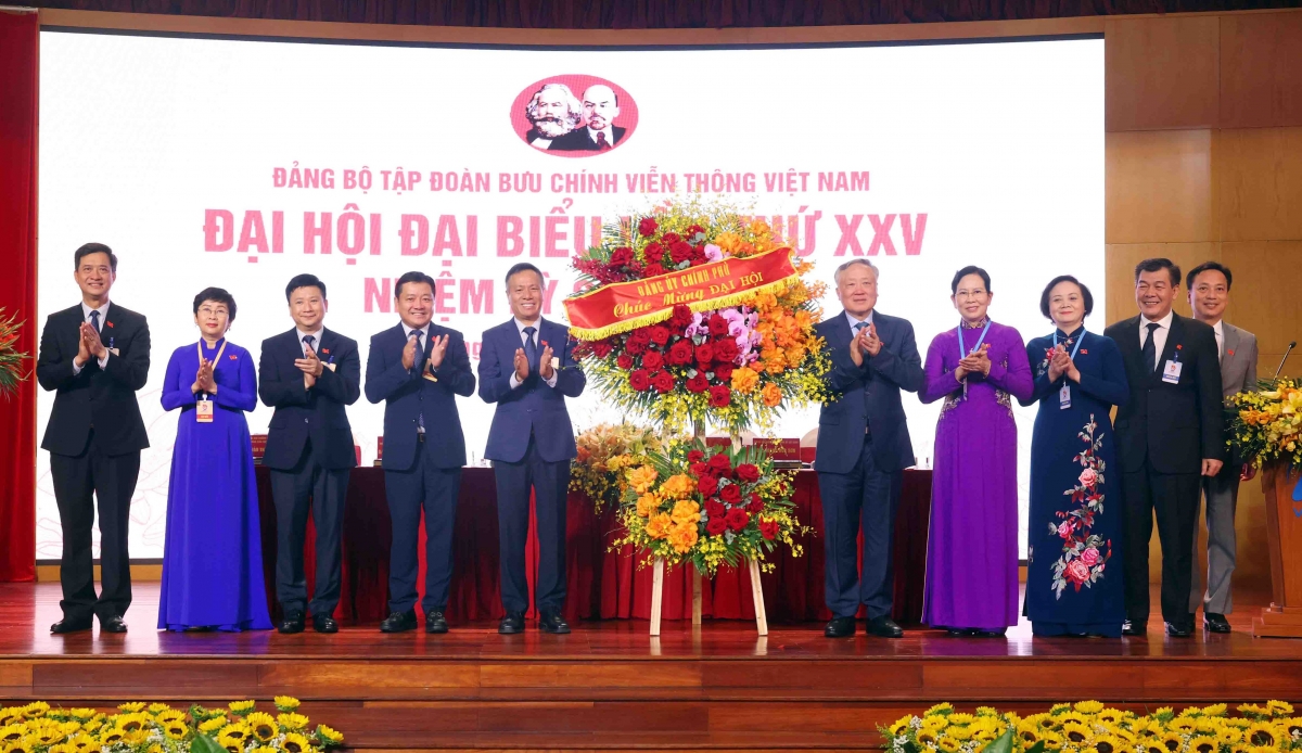 K’iăng Khua Knŭk kna Nguyễn Hòa Bình mđup brei mnga kơ klei bi kƀĭn