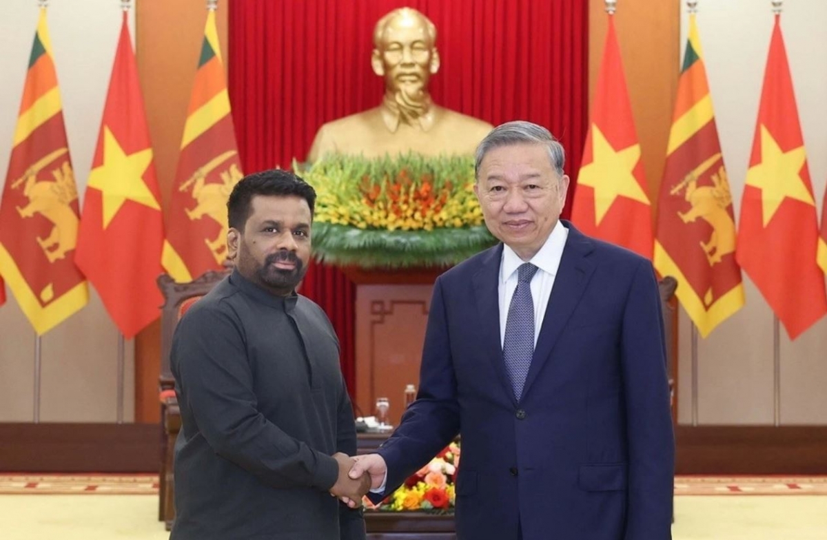 Tổng Ƀí thư ồng Tô Lâm wă Kwang atbồ lơgar Sri Lanka (Rùp: Anih yal tơngggit jơnau Việt Nam)