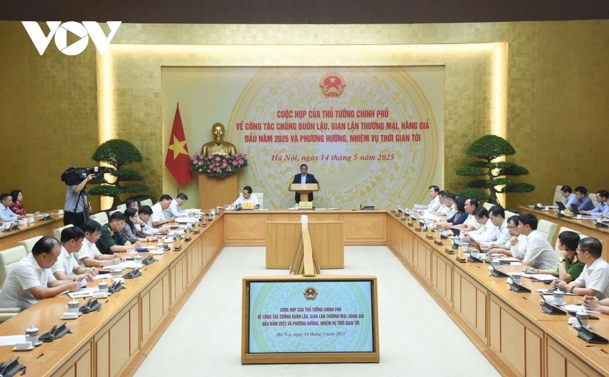 Toàn cảnh buổi họp