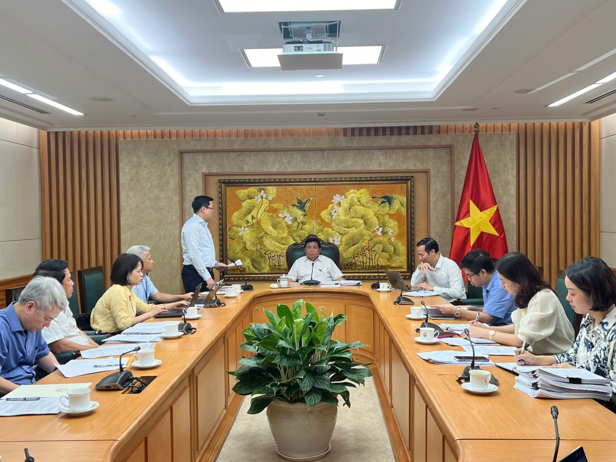 Mông jơnum